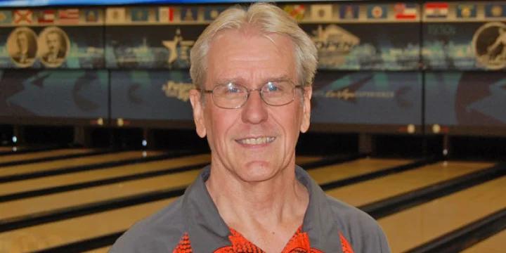 Role player takes center stage as Ron Jacobson fires 804 to take singles lead at 2017 USBC Open Championships