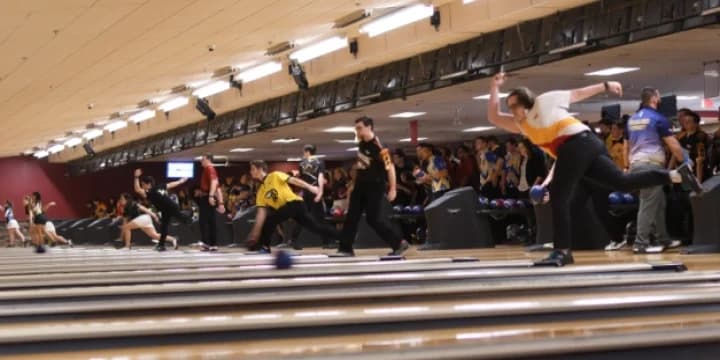 UW-Whitewater men, defending champion McKendree women among 4 men’s, 4 women’s teams unbeaten through opening day of 2018 Intercollegiate Team Championships