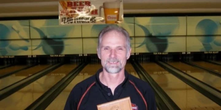 Update: Don Kirschbaum actually won singles title at Senior State Tournament; other winners include Joe Janz back-to-back in all-events