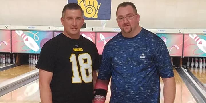 Mike Gunderson defeats Jason Becher to win Wolf River Non-Pro at Nelson's Strike Zone in Waupaca