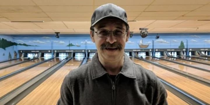 Herb Kimpel wins survivor format tourney at Viking Lanes for 18th MAST title