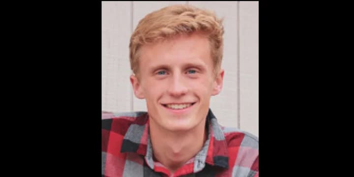 Jared McFarlane of Bryant 1 of 5 selected to receive Earl Anthony Memorial Scholarship