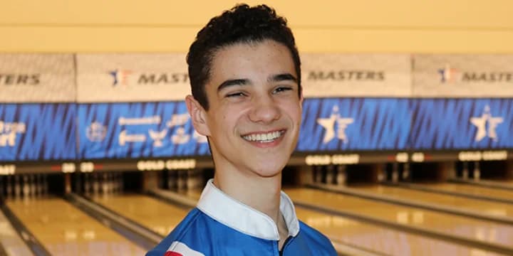 Jason Belmonte’s historic run ends as Solomon Salama leads 64 into match play at 2019 USBC Masters