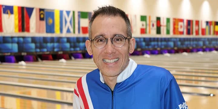 Francois Louw of South Africa keeps lead, Natasha Roslan of Malaysia retakes lead from Team USA’s Kelly Kulick heading into final qualifying round of 2019 QubicaAMF World Cup
