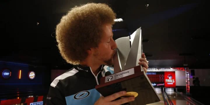 Kyle Troup rallies twice to win 2020 PBA Tour Finals in day filled with amazing and bizarre shots and happenings