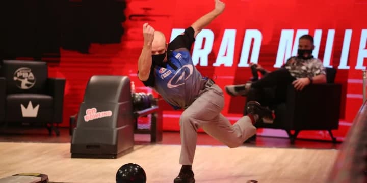 Going against NFL, PBA Playoffs show Sunday on FS1 doesn’t draw enough to make ShowBuzzDaily.com ratings