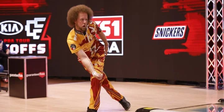 Kyle Troup routs Thomas Larsen, François Lavoie survives Bill O’Neill in quarterfinals of 2021 PBA Playoffs