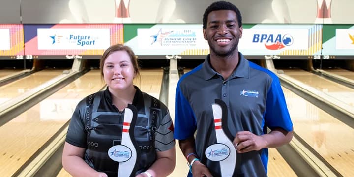 Cameron Crowe, Brooke Roberts win U20 titles at 2021 Junior Gold Championships in final matches that could not have been more different