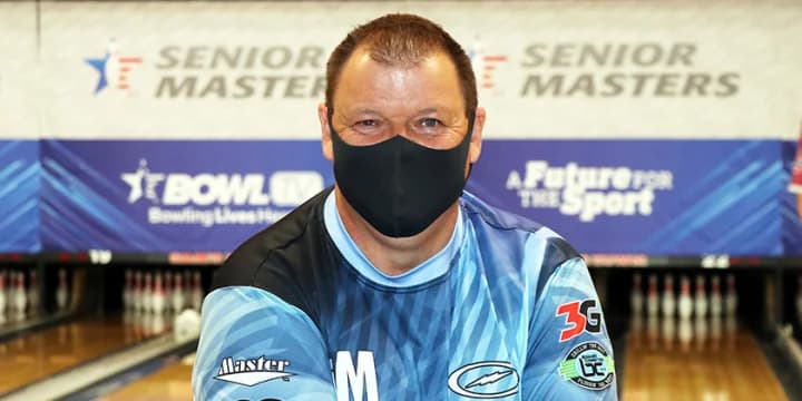 With PBA50 Player of the Year within reach, Tom Hess jumps out to lead after first round of 2021 USBC Senior Masters