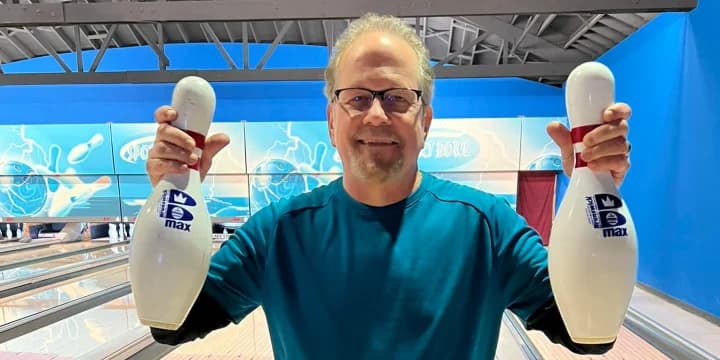 Bob Richardson makes a run at 900, Billy Foertsch fires 804 on PBA Don Carter pattern, Kayla Klink slams 739, Ashley Chlebowski 702; Willie Feltz also reaches perfection