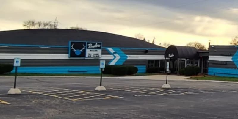 Bowlero Corp. fiscal Q2 earnings miss analysts’ expectations, record revenues exceed expectations