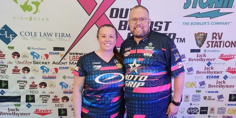 Stuart Williams, Josie Barnes hold 2-pin lead halfway through qualifying at 2023 Storm PBA-PWBA Striking Against Breast Cancer Mixed Doubles — aka The Luci