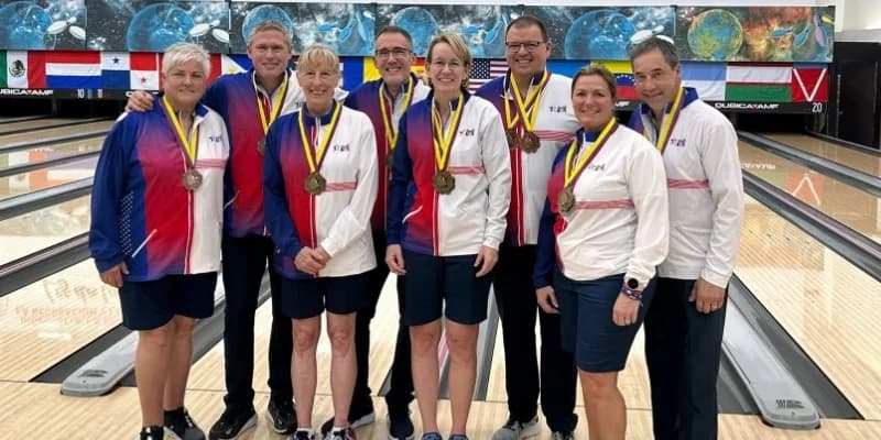 Senior Team USA women make team medal round, men lead with round to go at 2023 IBF World Senior Championships