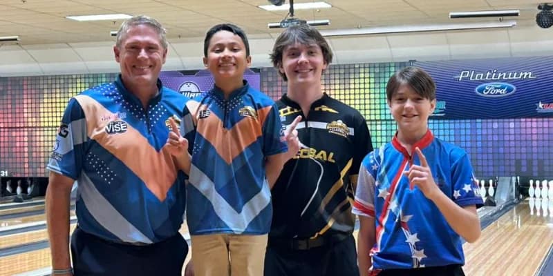 Jacob Lesifko wins second straight Barnes Thanksgiving Classic