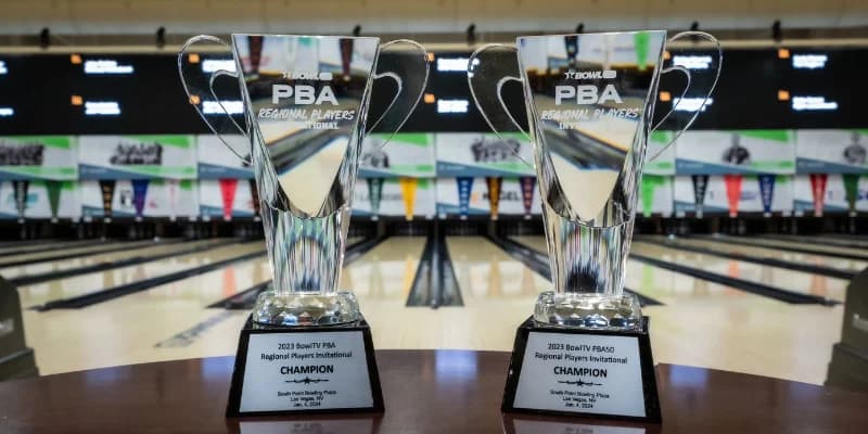Big leads after Day 1 for Cory Hersha in PBA, Dan Knowlton in PBA50 Regional Players Invitationals