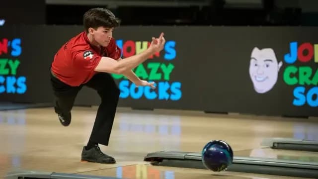 Ethan Fiore extends lead to 155 pins heading into final pre-TV day at 2025 PBA Players Championship