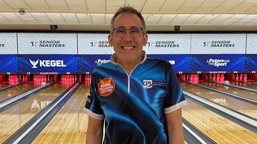 John Janawicz soars to 564-pin lead in first day of match play at 2025 Bud Moore PBA50 Players Championship