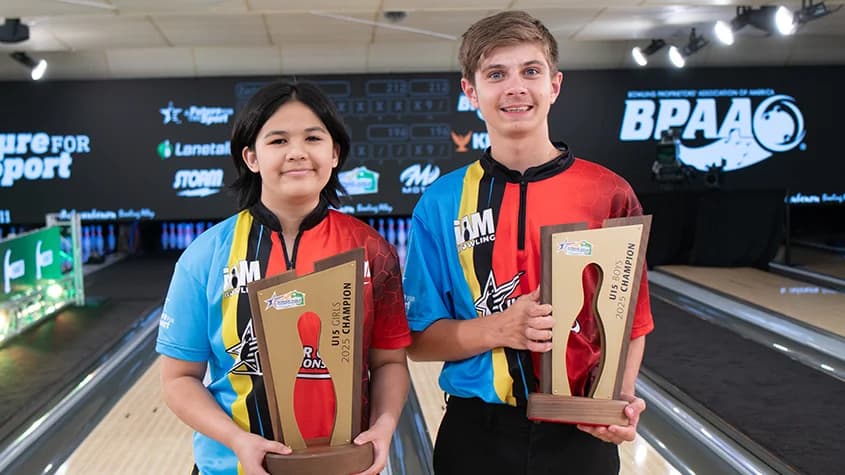 2-handers Anna Antony, Zachary Mayne win 2025 Junior Gold Championships U15 titles as 2-handed trend picks up steam for females