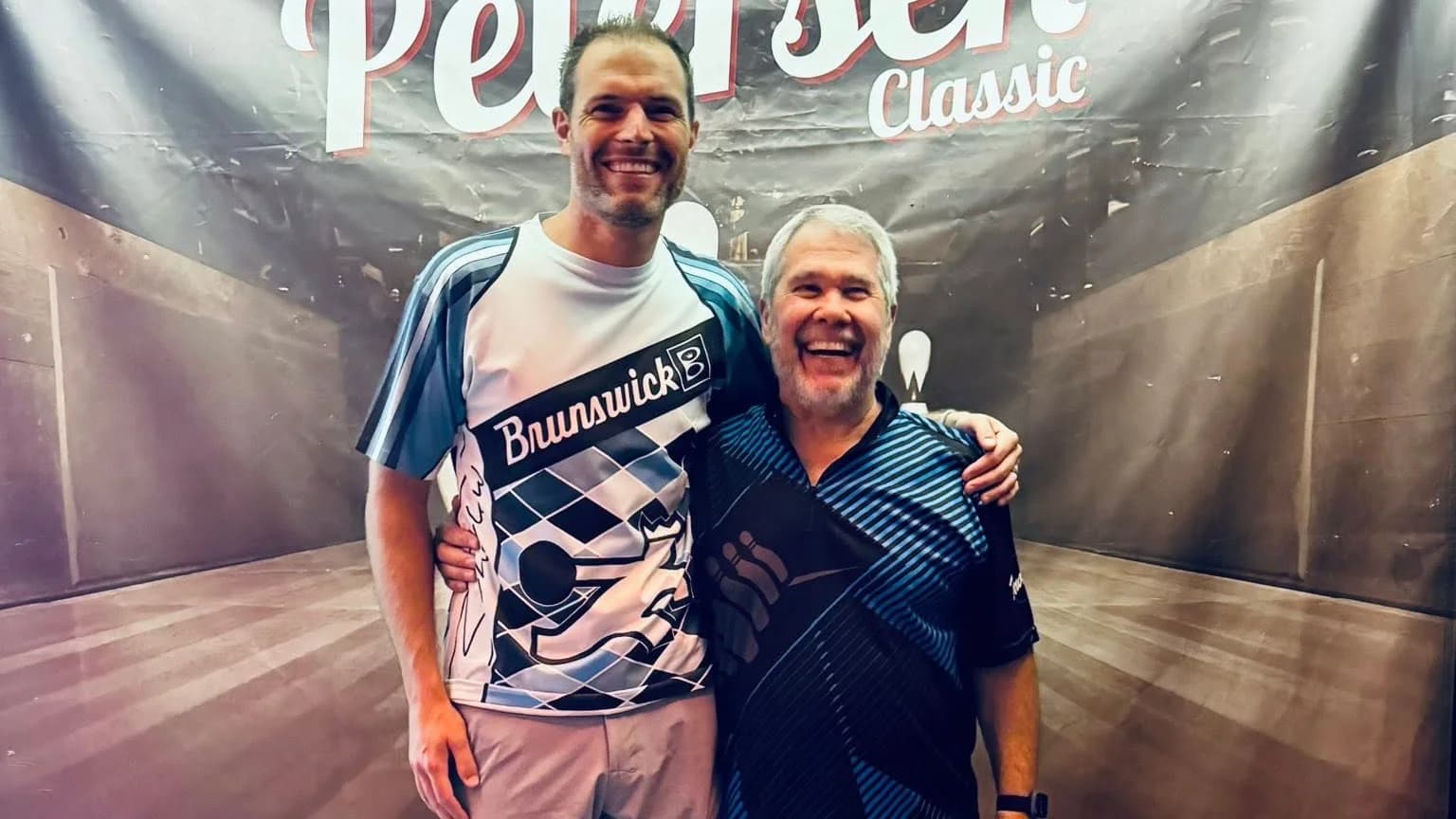 Jonathan Schalow handles the Pete's tricks to fire 1,670 to soar into the lead in the final week of the 2025 Petersen Classic