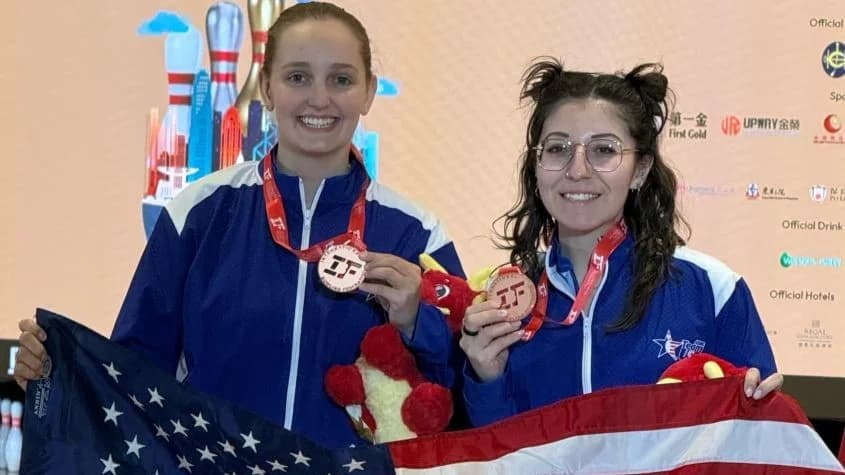 Romanian men, Finnish women take gold, Team USA's Julia Bond, Jillian Martin earn bronze in doubles at 2025 IBF World Championships