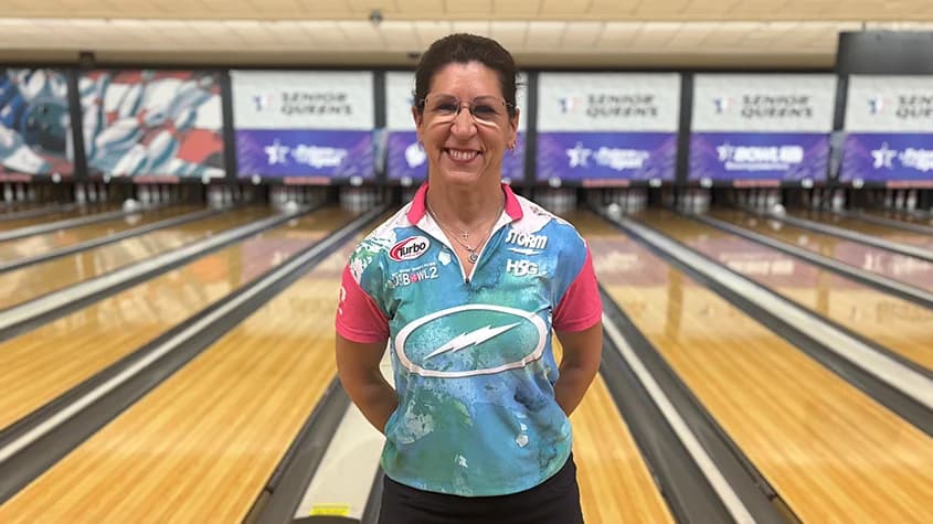 Defending champion Liz Johnson leads 2026 USBC Senior Queens after Day 1 — even though she doesn't need to