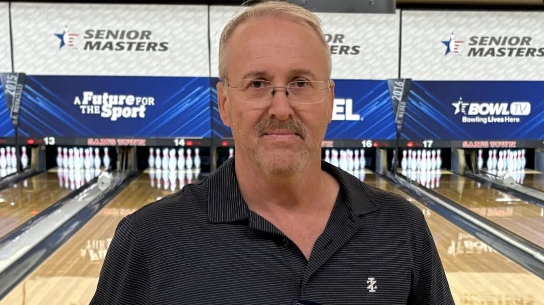 Anthony Crews picks up where he left off in qualifying, staying in winners bracket after Day 1 of match play at 2026 USBC Senior Masters