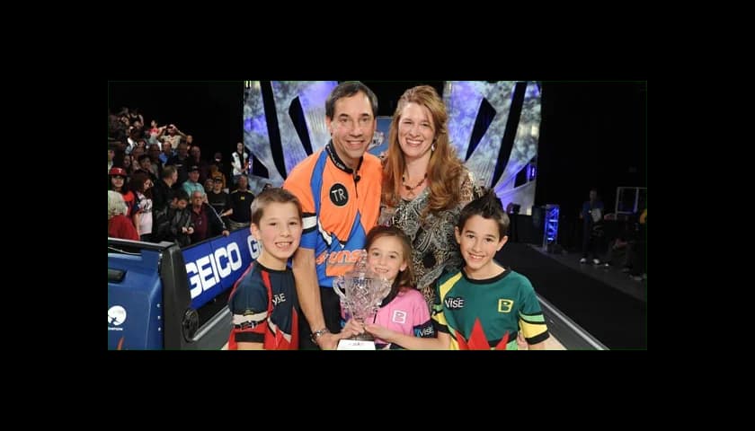 Horseshoe in pocket, Parker Bohn III cruises to PBA World Championship win