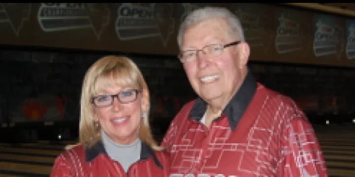 Months from brush with death, Hall of Famer Bob Hart becomes 14th with 100,000 pins at Open Championships
