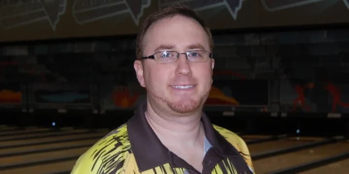 Derek Magno grabs 2014 Open Championships singles lead day after Justin Ziegler took it