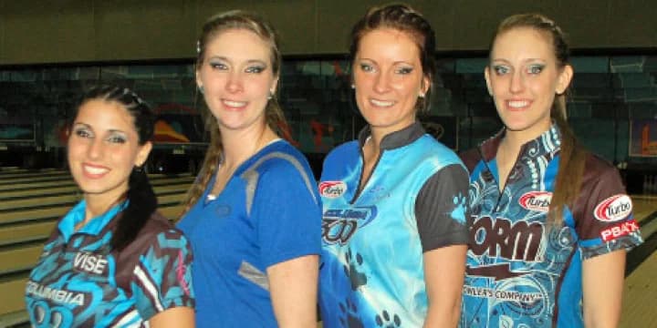 Diana Zavjalova, Danielle McEwan dominate leaderboards as USBC Women’s Championships kick off