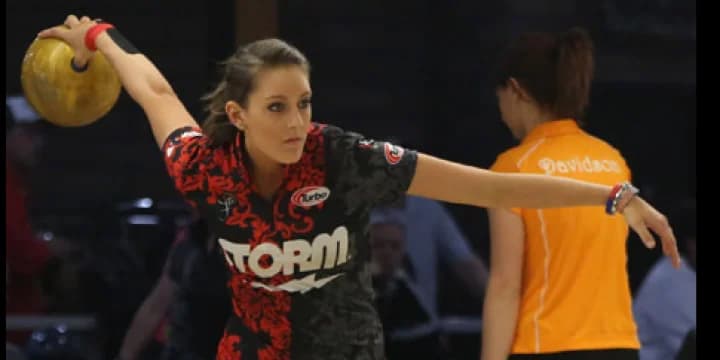 Danielle McEwan surges past Shannon O’Keefe for second-round lead at U.S. Women’s Open
