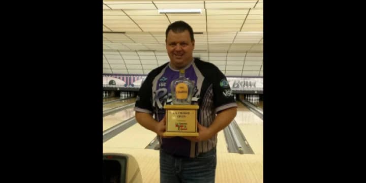 Tom Hess wins La Crosse Open sponsored by La Crescent Wine & Spirit 