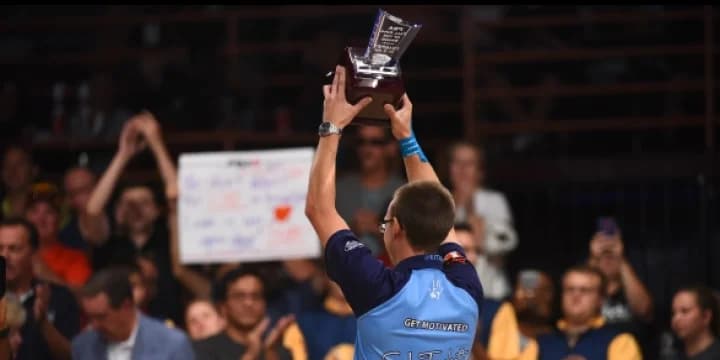 E.J. Tackett overcomes brutal lane with strike that beats Sean Rash for PBA King of the Swing win