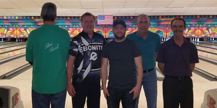 Swipe Left edges into team lead with 3,532, Casey Gibney takes singles lead with 797 at MBA City Tournament