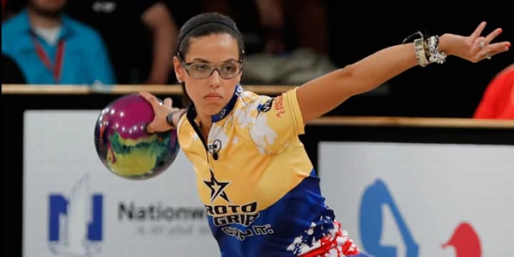16 unbeaten players at USBC Queens include Liz Johnson on cruise control, Rocio Restrepo on edge