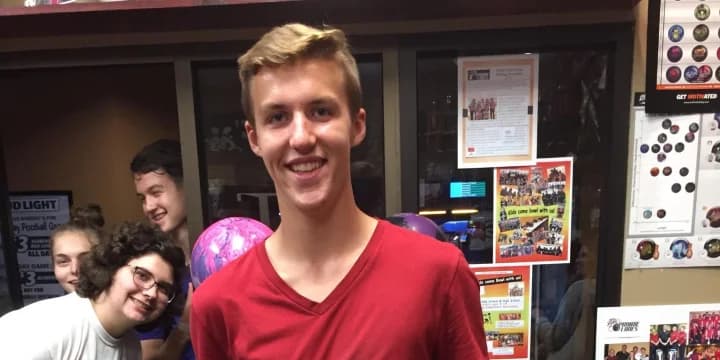 Andrew Olson fires 796, Hannah Yelk slams 700 to top youth scoring