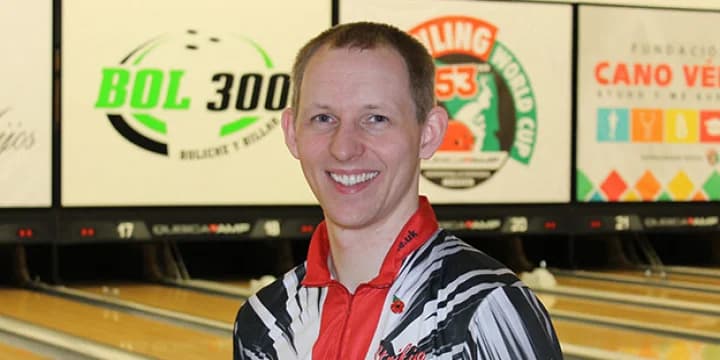 Ray Teece grabs men’s lead, Jenny Wegner maintains women’s lead at 2017 QubicaAMF World Cup