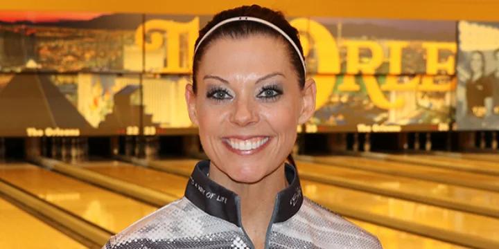 Shannon O’Keefe stays hot, edges past Bryanna Cote for lead of 2018 PWBA Fountain Valley Open through 2 rounds of qualifying