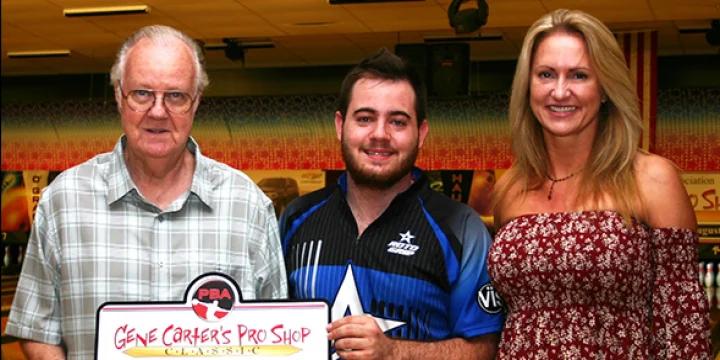 Anthony Simonsen gives 2-handed haters a new reason to hate by winning the PBA Xtra Frame Gene Carter’s Pro Shop Classic throwing back-up shots