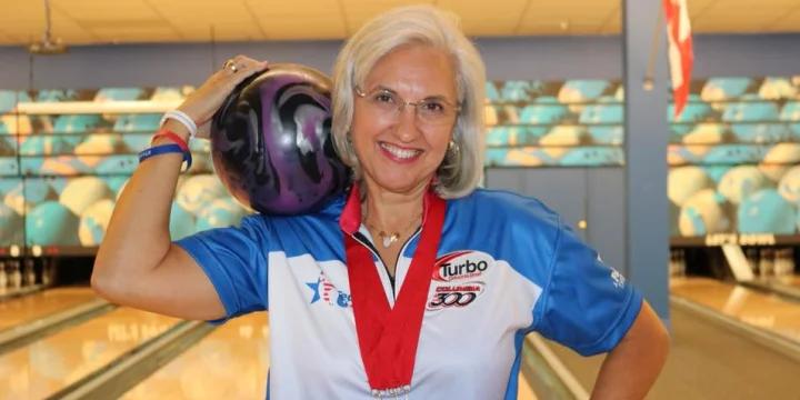 Lucy Sandelin of Senior Team USA, Salvador Suarez of Mexico win Masters gold medals at 2018 PABCON Senior Championships