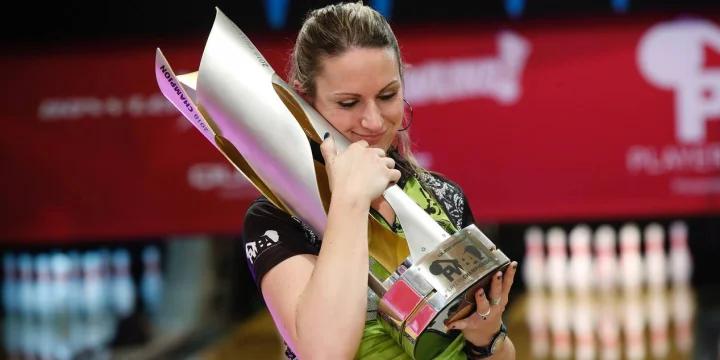 Bold ball change, good breaks, clutch finish the winning formula for Stefanie Johnson in 2018 QubicaAMF PWBA Players Championship; Shannon O'Keefe locks up 2018 PWBA Player of the Year 