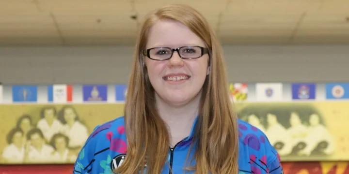 Former college record-setter Emily Eckhoff slams 2,002 to take all-events lead at 2019 USBC Women's Championships