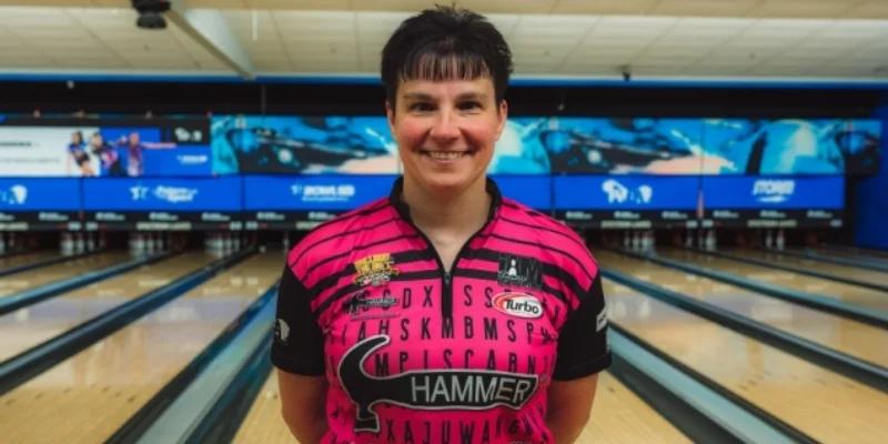 Shannon Pluhowsky leads qualifying for 2023 PWBA BowlTV Classic and Great Lakes Classic