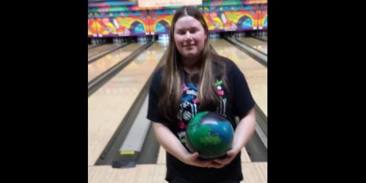 Hannah Yelk, 14, fires perfect game