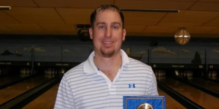 In battle of non-champions, Chad Kuehmichel beats Rich Zarnstorff in MAST tourney at Viking Lanes