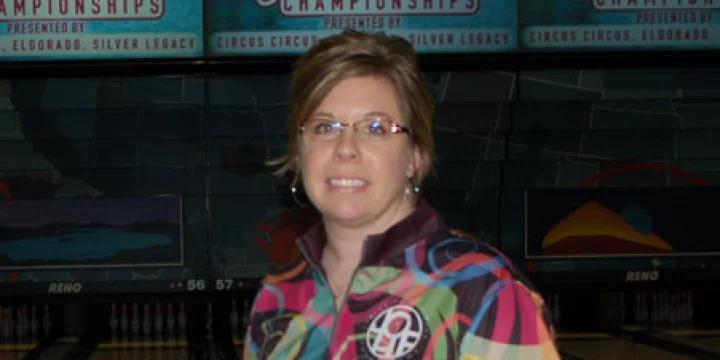 Rochelle Roventini’s roll continues as she ties for singles lead at USBC Women's Championships