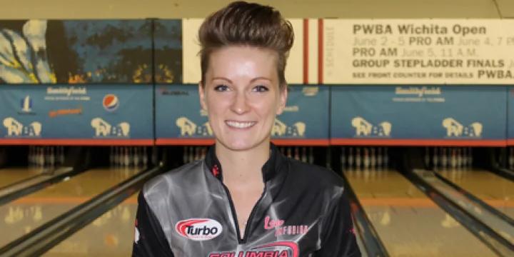 Fueled by ‘disappointing’ USBC Queens finish, Diana Zavjalova leads qualifying at PWBA Wichita Open