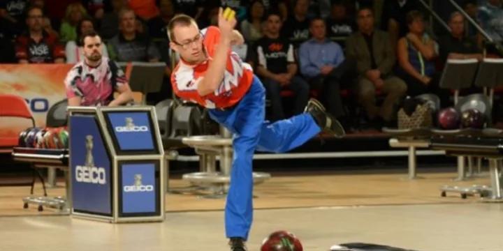 E.J. Tackett opens up 151-pin lead over B.J. Moore III after cashers round of PBA World Championship as field cut to 24 in wild finish