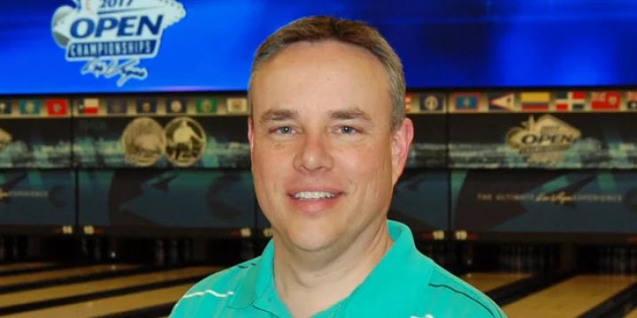 Left-handers working together helps Tony Buck fire 768 to take singles lead at 2017 USBC Open Championships