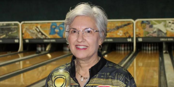 Dedicated Lucy Sandelin leads 2017 USBC Senior Queens after first day
